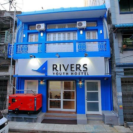 Four Rivers Youth Hostel Yangon Luaran gambar